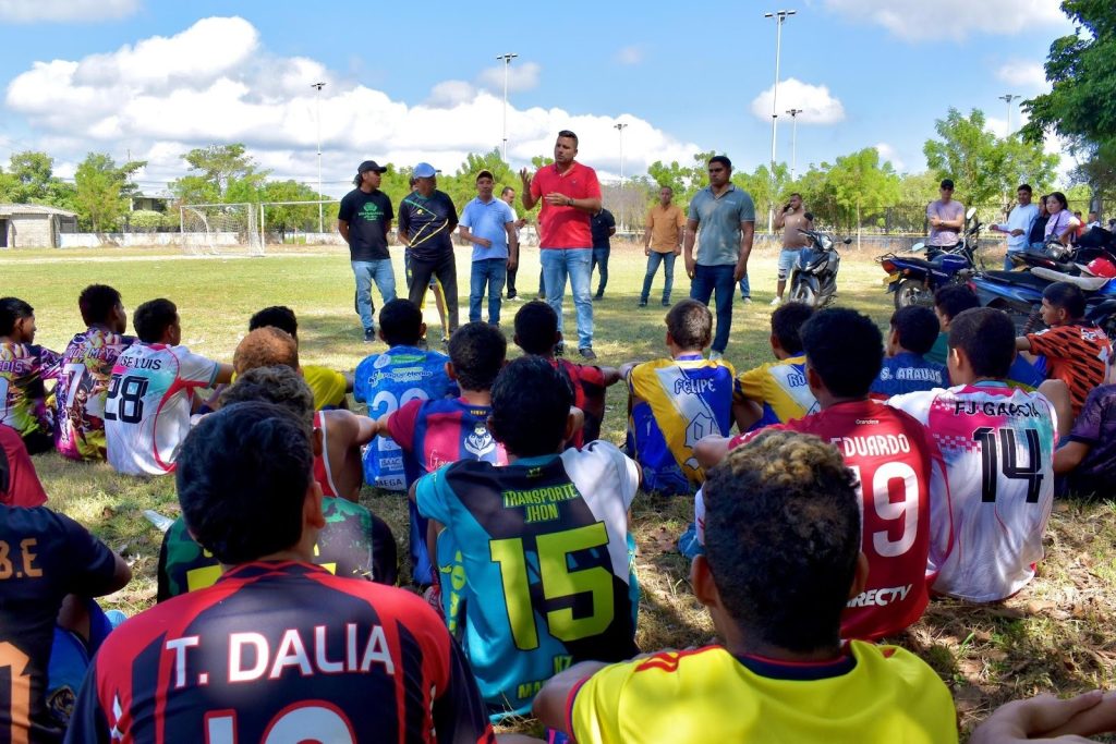 Alcaldía de Gamarra oficializa regreso del equipo a Primera C