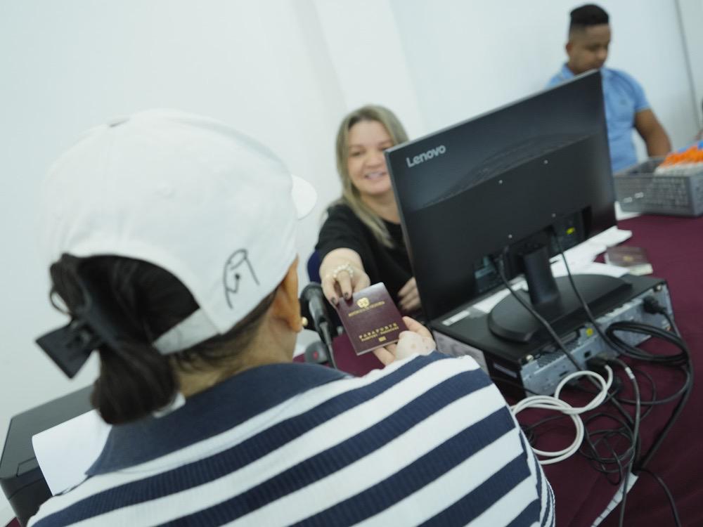 Para la expedición de este documento, luego de un pre registro en línea, los cesarenses deben acercarse a la oficina de pasaportes en la Gobernación del Cesar.