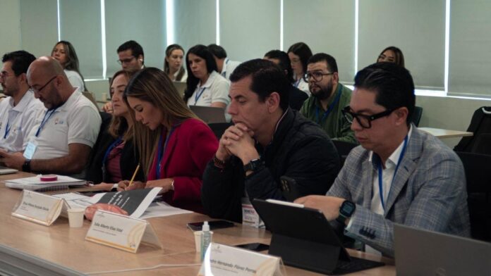 Gobernadora del Cesar en sesión de OCAD Paz donde se aprobaron recursos para el departamento