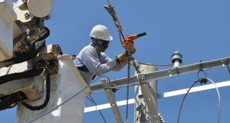 Los cesarenses expresan cansancio por los cortes de luz y agua
