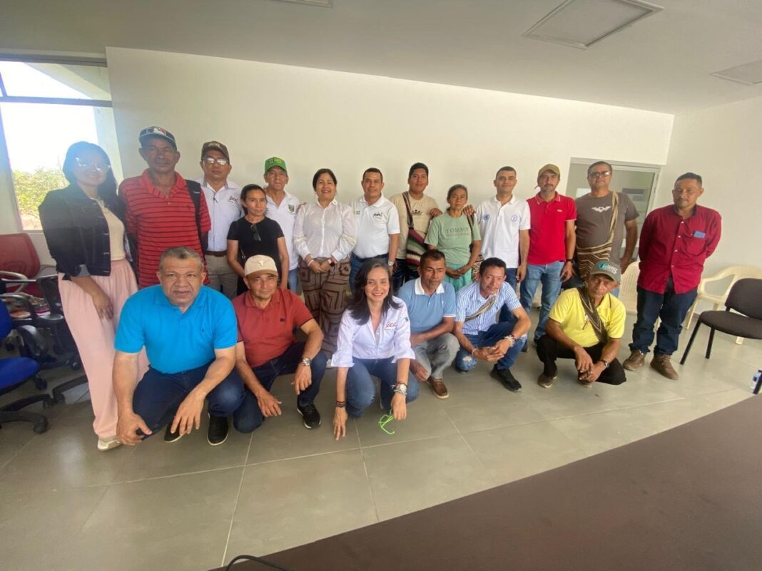 Entrega de dotación a 96 familias cafeteras en Pueblo Bello, Cesar