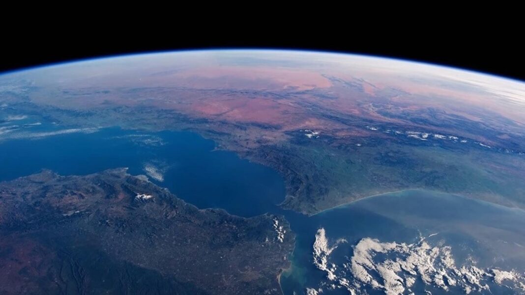 Imagen satelital de fenómeno atmosférico de gran escala que podría alterar el clima