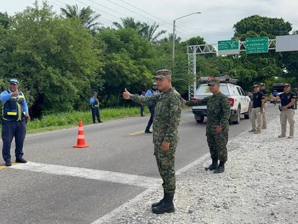 Operativo de seguridad vial en Cesar con autoridades en control de carretera durante Semana Santa