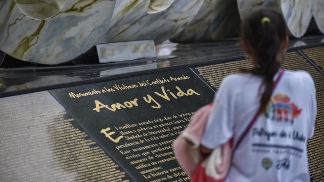 Instalación simbólica de memoria en homenaje a las víctimas del conflicto armado en Cesar y La Guajira