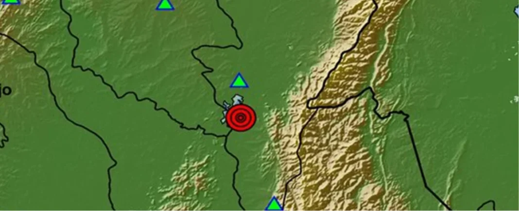 Mapa satelital del departamento del Cesar con un círculo rojo concéntrico indicando el epicentro del sismo en el municipio de Chimichagua.