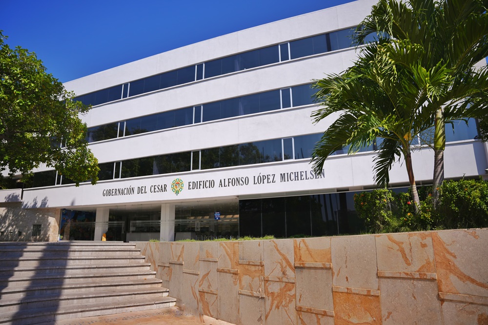Sede de la Gobernación del Cesar, entidad que anunció cobertura total del PAE en 2026