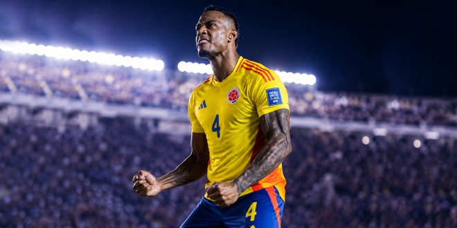 El defensor Willer Ditta agranda la historia deportiva nacional.