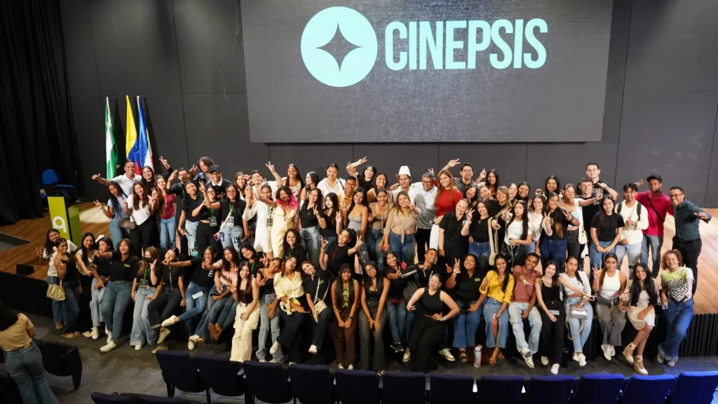 Sala de cine como símbolo del impulso al cine emergente durante Cinepsis Fest en Valledupar.