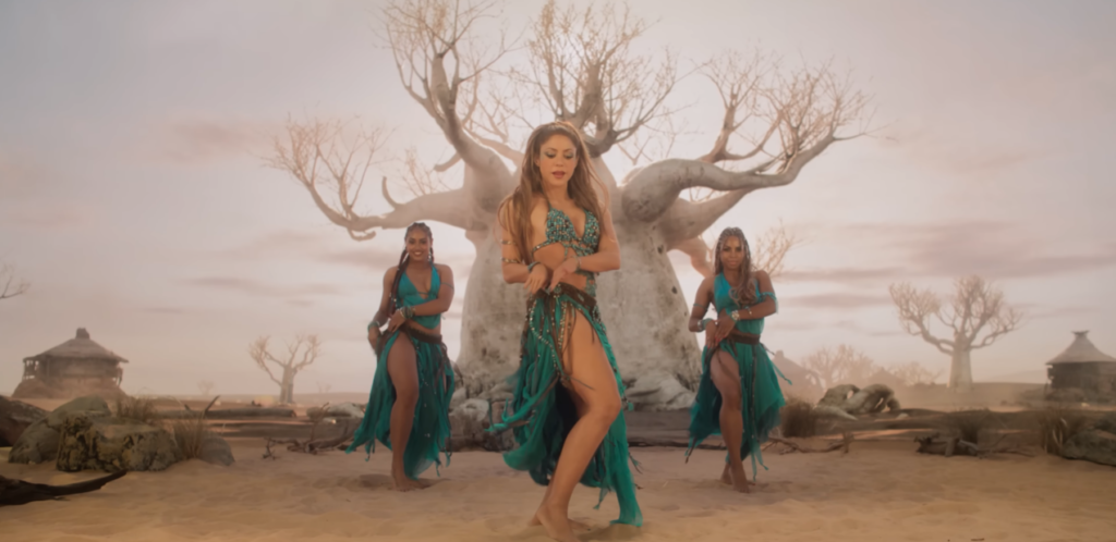 Shakira interpretando su exitosa canción Dai Dai
