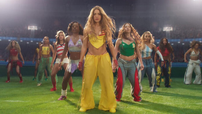 Shakira interpretando su exitosa canción Dai Dai