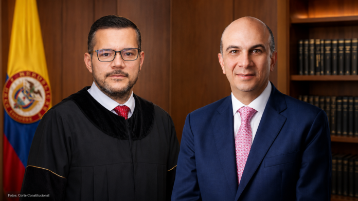 Magistrados Mauricio Rodríguez Tamayo y Carlos Camargo Assis de la Corte Constitucional.