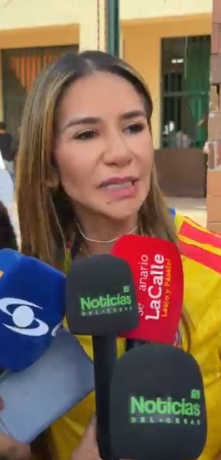 Gobernadora Elvia Milena Sanjuán entrega declaraciones durante la instalación de la jornada electoral en el Cesar.