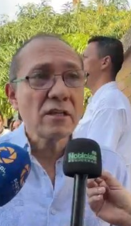 Antonio Sanguino, ministro de Trabajo y delegado presidencial, durante la instalación de la jornada electoral en el Cesar.