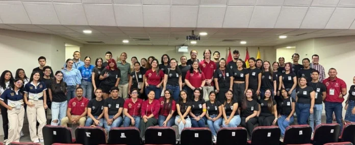 Estudiantes y jóvenes investigadores durante el Encuentro Departamental de Semilleros de Investigación EDESI 2026.
