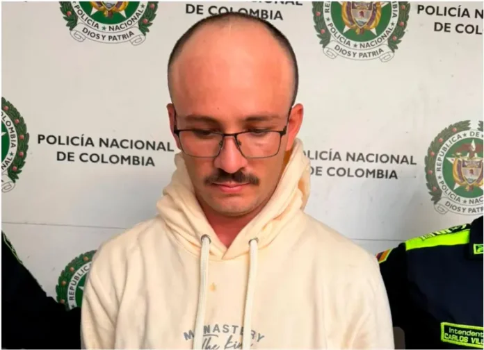 Captura de alias Chalá: Fotografía oficial del criminal custodiado por la Policía Nacional de Colombia.