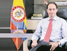 Vicepresidente electo José Manuel Restrepo responde al llamado de Iván Cepeda a la desobediencia civil.