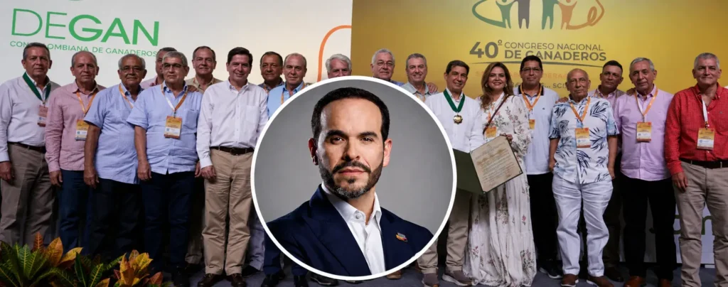 Apoyo a De la Espriella: Montaje fotográfico del candidato destacando sobre un gran grupo de líderes rurales.