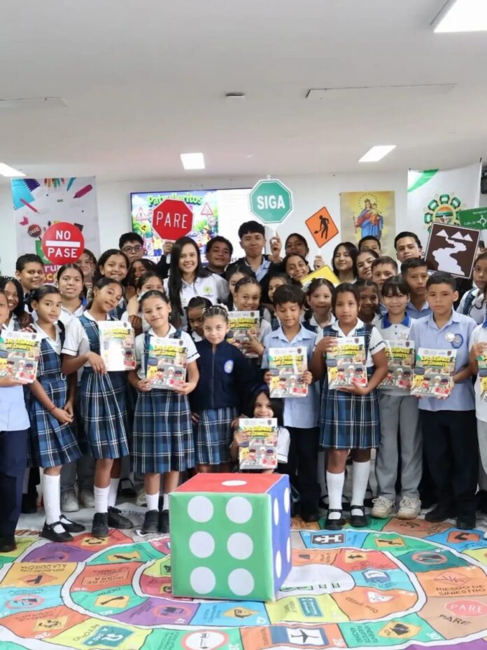 Niños participan en jornada de Patrulleritos Escolares en Manaure, Cesar