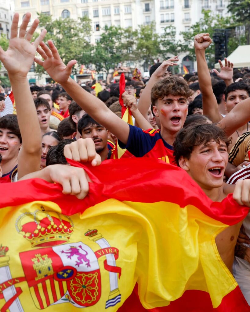 Aficionados de España celebran la conquista del Mundial 2026