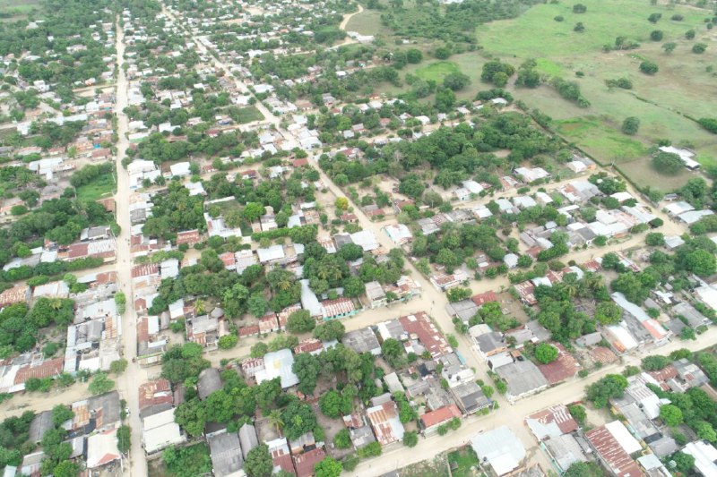 Vista aérea de Astrea, Cesar, municipio donde investigan el homicidio de un hombre en una finca rural.