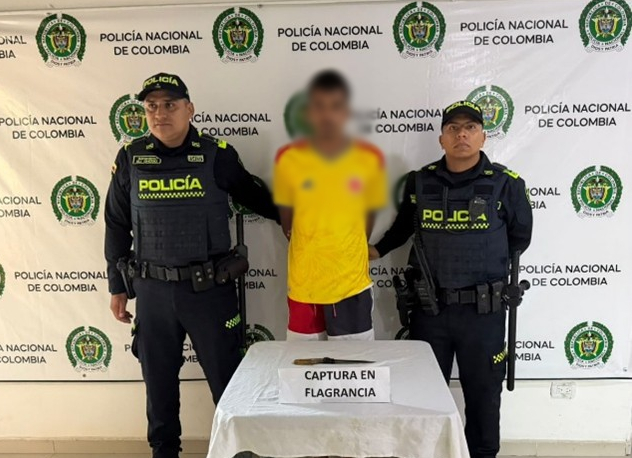 Policía captura a un hombre por atacar a dos mujeres en Bosconia.