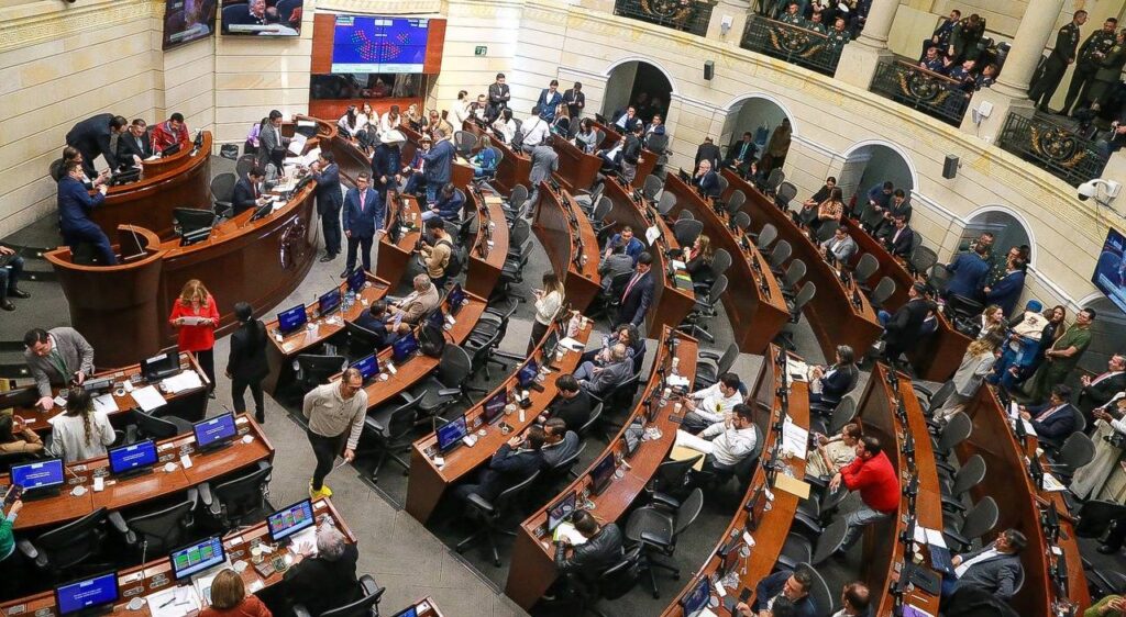 Plenaria del Senado de Colombia durante una sesión en el Congreso de la República.