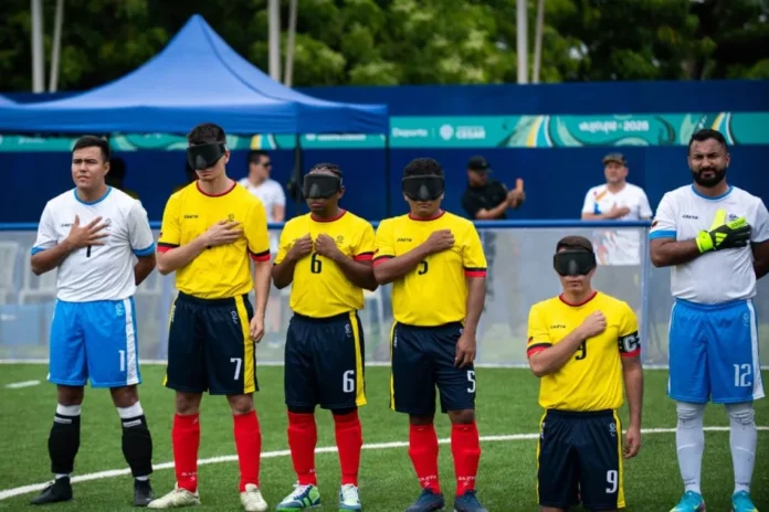 Selección Colombia de fútbol para ciegos durante su victoria 2-0 ante Perú en los Juegos Parasuramericanos Valledupar 2026.