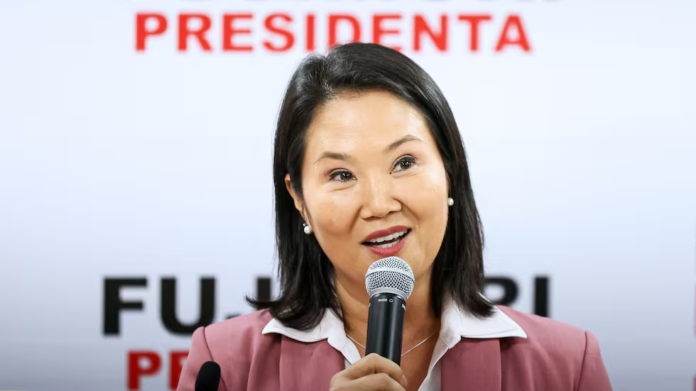 Keiko Fujimori durante el anuncio del inicio de la transición presidencial en Perú tras ser proclamada presidenta electa.