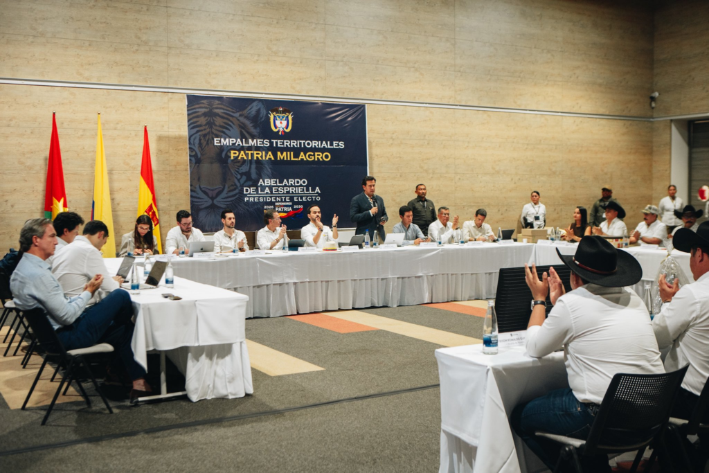 Empalme territorial de Abelardo en Yopal con autoridades de Casanare