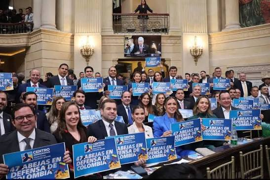 Congresistas del Centro Democrático pagarán su viaje a la posesión presidencial en Cali