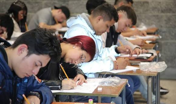 Estudiantes presentan las pruebas Saber 11 en Valledupar