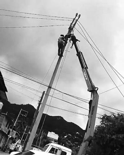 Alex Muñoz sufrió una descarga eléctrica en Pailitas, Cesar.