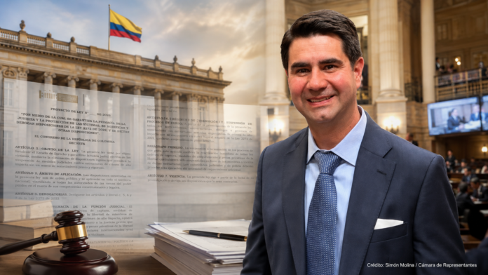 Simón Molina junto al Congreso y al proyecto para derogar la Paz Total y reactivar capturas