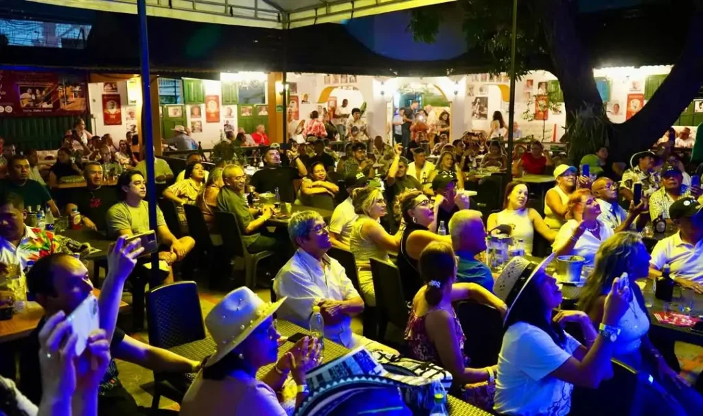 Público en establecimiento nocturno de Valledupar durante una jornada de entretenimiento