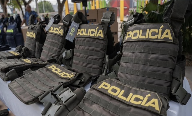 Chalecos de protección entregados a la Policía de Valledupar