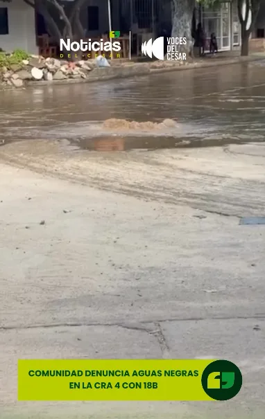 Aguas negras en la carrera 4 de Valledupar por fallas del alcantarillado