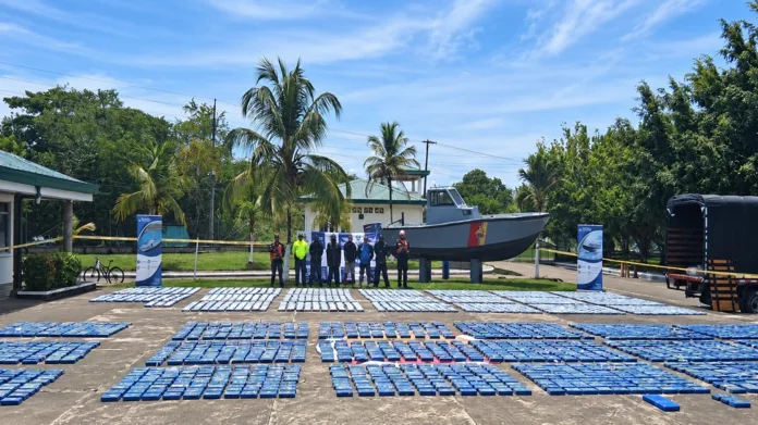 Cuatro toneladas de cocaína incautadas por Guardacostas en Turbo