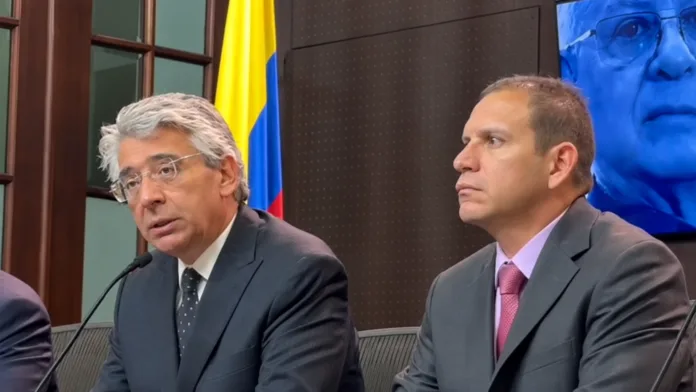 Enrique Gómez presenta proyecto para limitar la JEP a 2028