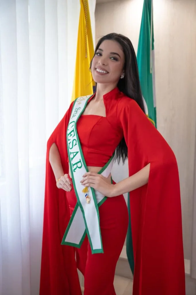 Marcela Baute posa con la banda oficial de Señorita Cesar 2026