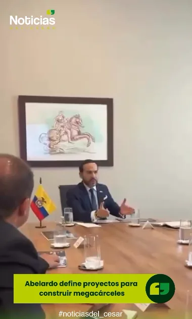 Abelardo De La Espriella durante reunión sobre megacárceles en Colombia