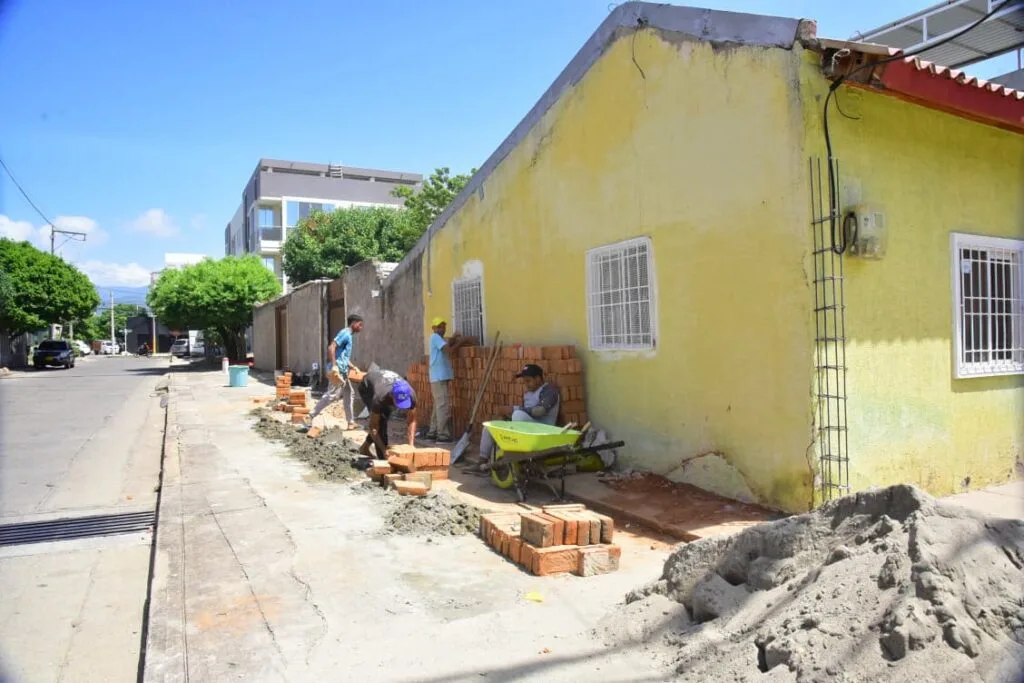 Construcción inspeccionada durante controles urbanísticos en Valledupar