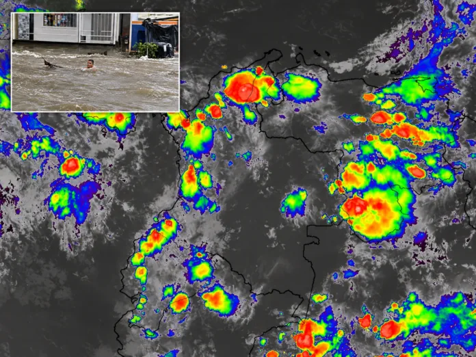 Mapa satelital de lluvias sobre el norte de Colombia junto a una inundación registrada en Valledupar.