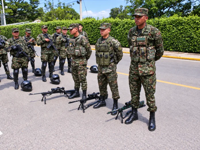 Militares de la Décima Brigada desplegados en Valledupar durante visita presidencial