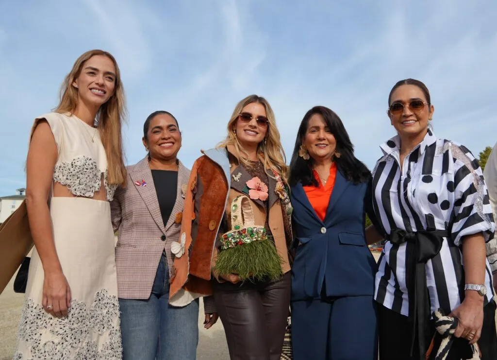 Gestoras y representantes colombianas durante Territorios Vivos París 2026